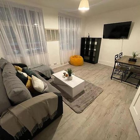 Spacious 2 Bedroom On Tower Bridge London Exterior foto